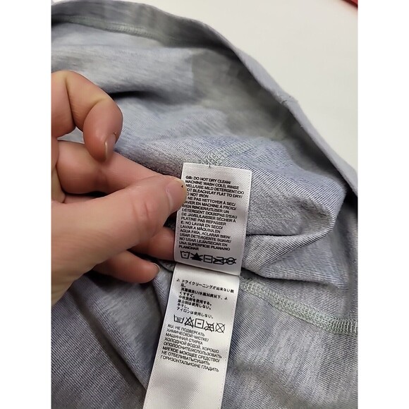 North Face‎ Women's M Gray Pink Long Sleeves Crew Neck Flashdry Stretch Outdoor - Picture 8 of 8